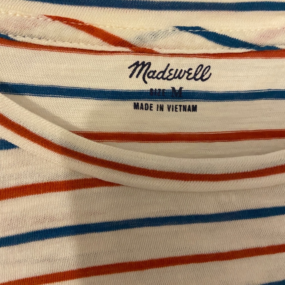 Madewell tee - Picture 2 of 2